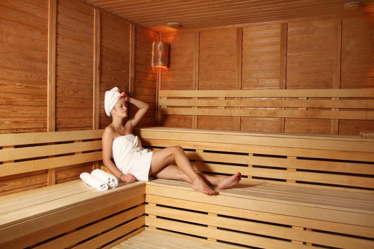 Septimia Hotels & Spa Resort Odorheiu Secuiesc Extérieur photo